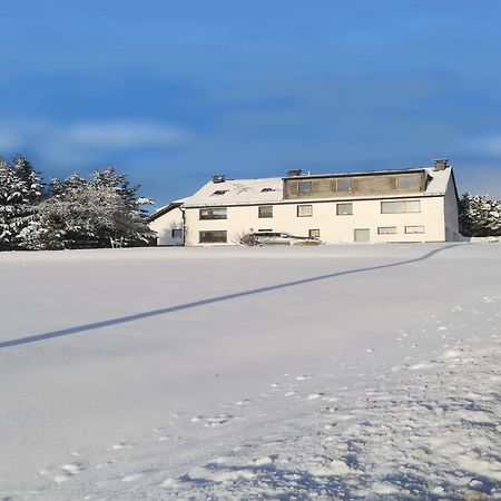 Beautiful Holiday Home Ideal For Hikers Kleinlangenfeld Extérieur photo