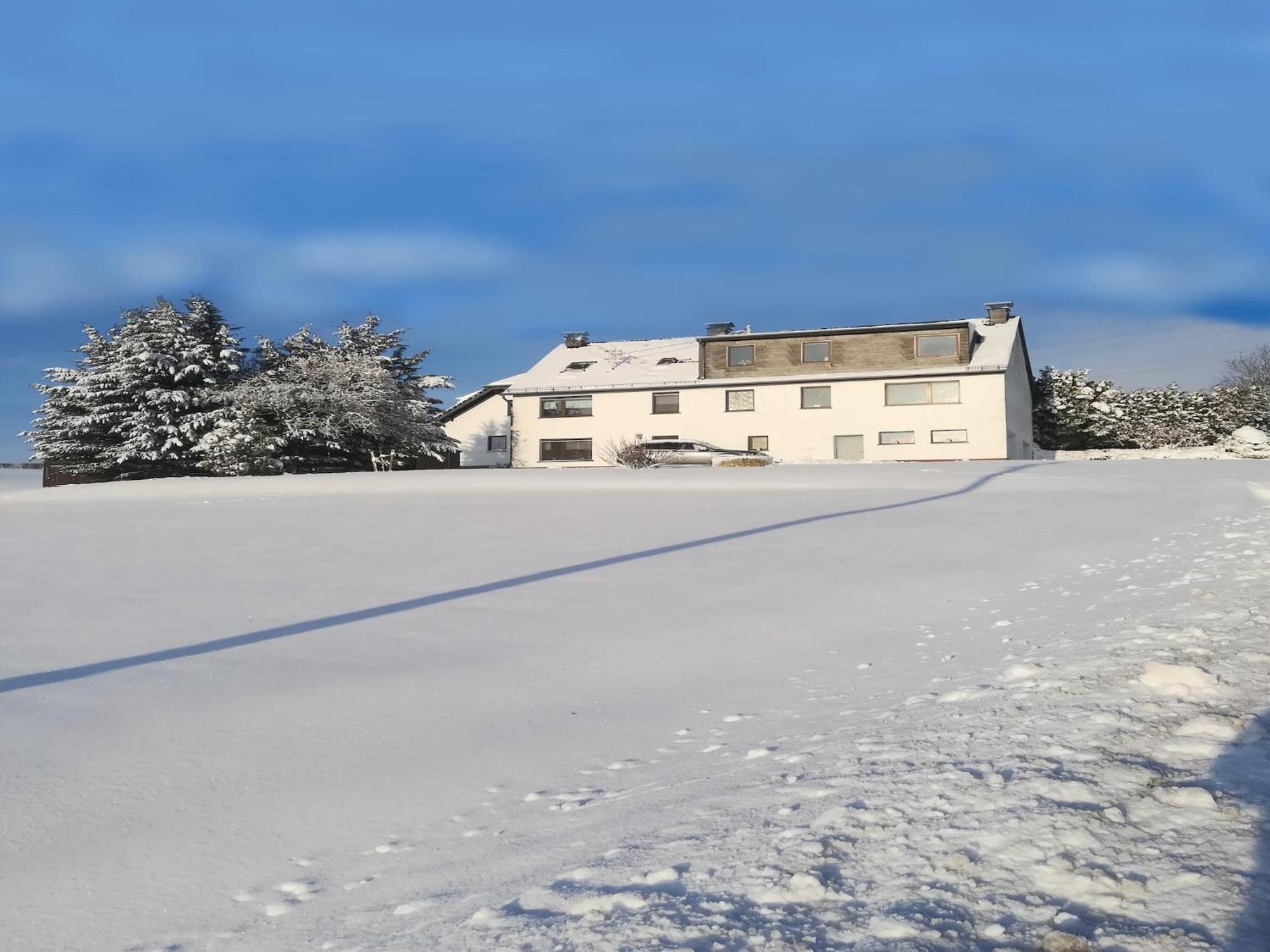 Beautiful Holiday Home Ideal For Hikers Kleinlangenfeld Extérieur photo