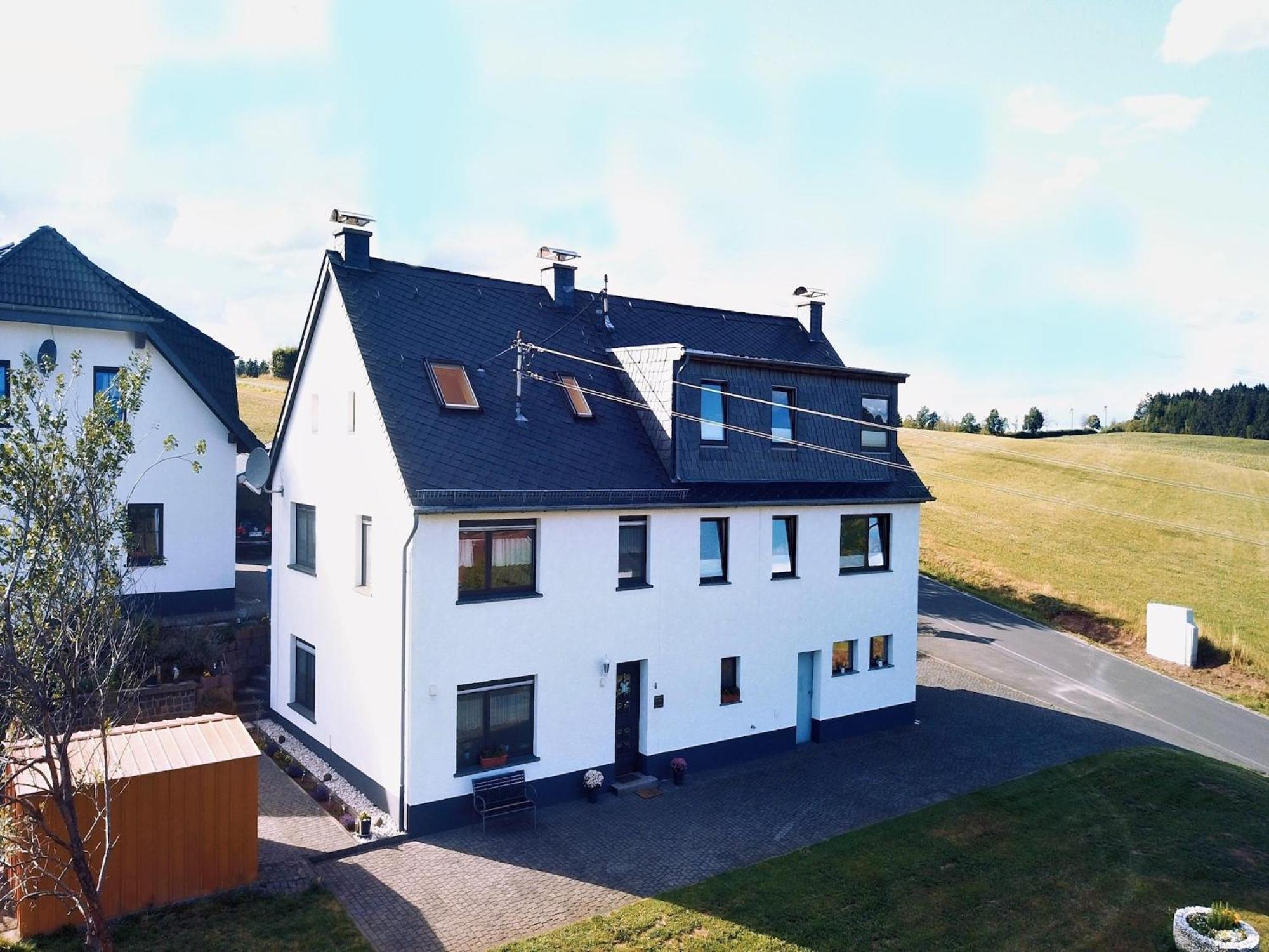 Beautiful Holiday Home Ideal For Hikers Kleinlangenfeld Extérieur photo